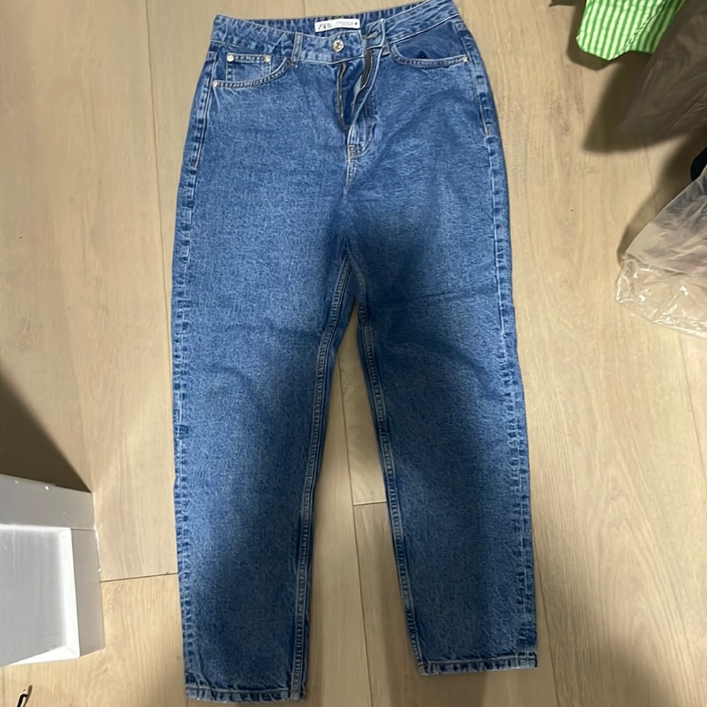 - Zara high rise jeans